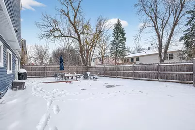 37 Monterey Drive, Vernon Hills, IL 60061 - Photo 20