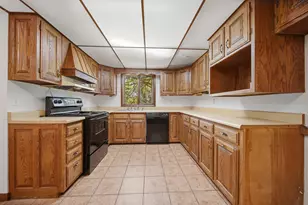 1584 Il Route 38, Franklin Grove, IL 61031 - Photo 12