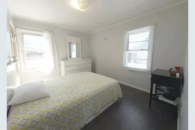 2035 Fargo Avenue, Des Plaines, IL 60018 - Photo 8