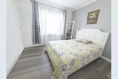 2035 Fargo Avenue, Des Plaines, IL 60018 - Photo 10