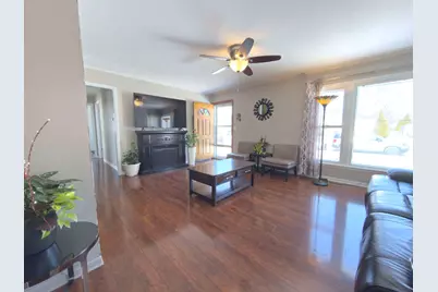 2035 Fargo Avenue, Des Plaines, IL 60018 - Photo 1