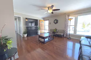 2035 Fargo Ave, Des Plaines, IL 60018 - Photo 1