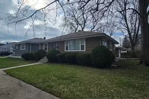 3617 Monroe St, Lansing, IL 60438 - Photo 2