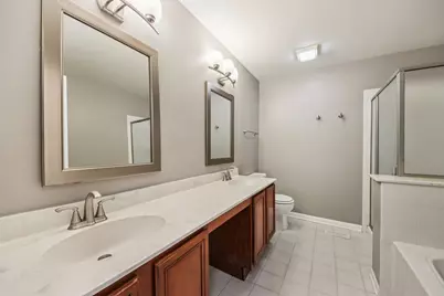 808 Old Checker Road, Buffalo Grove, IL 60089 - Photo 18