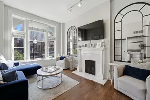 2142 N Racine Ave, Chicago, IL 60614 - Photo 2