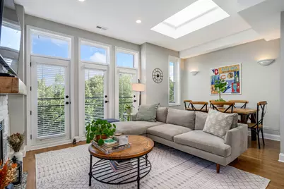 1942 N Francisco Avenue #3N, Chicago, IL 60647 - Photo 4