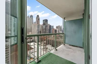 111 W Maple Street #1401, Chicago, IL 60610 - Photo 8