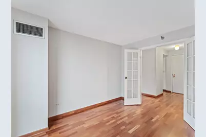 111 W Maple Street #1401, Chicago, IL 60610 - Photo 14