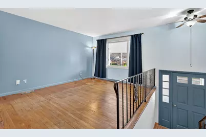 3915 Maple Avenue, McHenry, IL 60050 - Photo 6