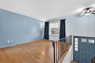 3915 Maple Ave, McHenry, IL 60050 - Photo 6