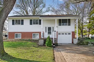 3915 Maple Ave, McHenry, IL 60050 - Photo 4