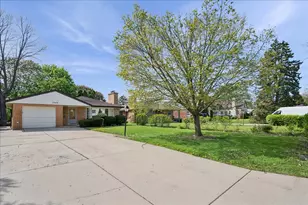 2648 Western Ave, Highland Park, IL 60035 - Photo 2