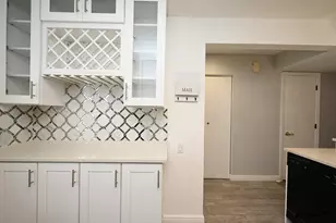 1661 College Green Dr, Elgin, IL 60123 - Photo 16