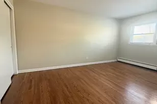 527 W Eastman St, Arlington Heights, IL 60005 - Photo 4