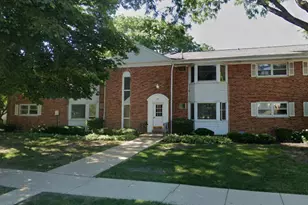 527 W Eastman St, Arlington Heights, IL 60005 - Photo 1
