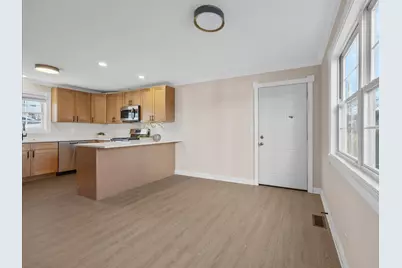 327 N Loomis Street #327A, Naperville, IL 60540 - Photo 8