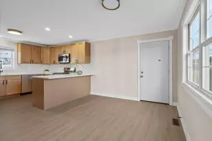 327 N Loomis St, Naperville, IL 60540 - Photo 8