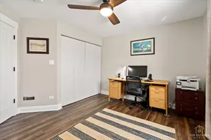 132 White Oak Ct, Schaumburg, IL 60195 - Photo 28