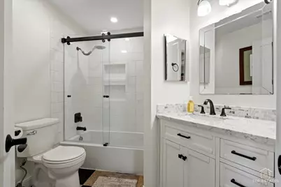 132 White Oak Court #5, Schaumburg, IL 60195 - Photo 26