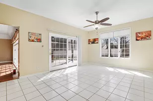 2200 E Gaisor Ct, Crete, IL 60417 - Photo 8