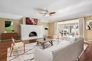 2200 E Gaisor Ct, Crete, IL 60417 - Photo 2