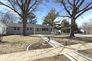 301 Oakdale Ave, Normal, IL 61761 - Photo 16