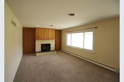 301 Oakdale Avenue, Normal, IL 61761 - Photo 4