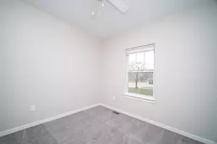 406 Anjali Court, Sycamore, IL 60178 - Photo 16