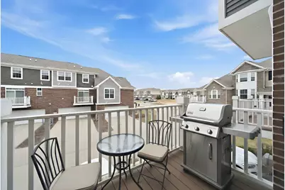 4462 Monroe Court, Naperville, IL 60564 - Photo 10