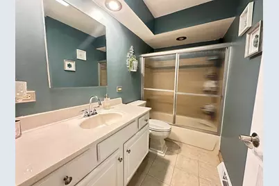 17W484 Earl Court, Darien, IL 60561 - Photo 14