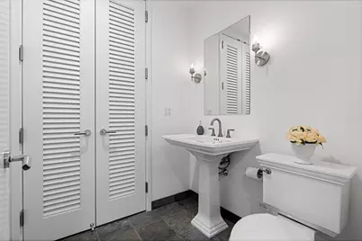 401 N Wabash Avenue #39L, Chicago, IL 60611 - Photo 16