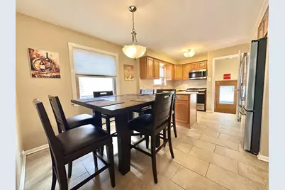 7733 S Sawyer Avenue, Chicago, IL 60652 - Photo 8