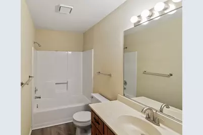 2466 Red Oak Trail, Crest Hill, IL 60435 - Photo 8