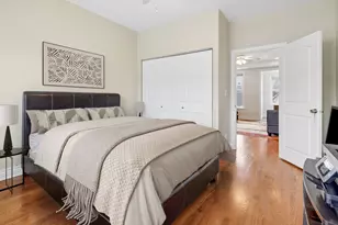 7035 N Greenview Ave, Chicago, IL 60626 - Photo 8