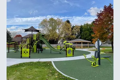 352 Normandie Drive, Sugar Grove, IL 60554 - Photo 22