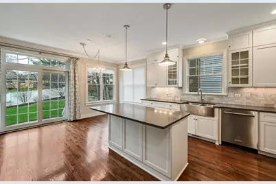 4 Oxford Avenue, Clarendon Hills, IL 60514 - Photo 12