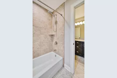 4 Oxford Avenue, Clarendon Hills, IL 60514 - Photo 30