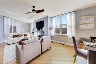 2826 N Talman Ave, Chicago, IL 60618 - Photo 8