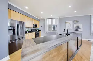 2826 N Talman Ave, Chicago, IL 60618 - Photo 16