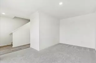 306 Summit Cir, Lombard, IL 60148 - Photo 20