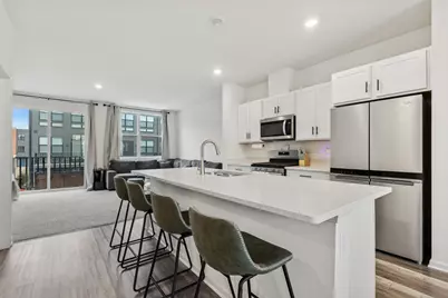 306 Summit Circle, Lombard, IL 60148 - Photo 6