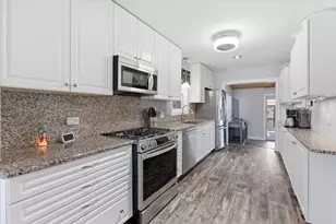 3804 N Pioneer Ave, Chicago, IL 60634 - Photo 6