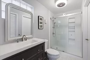 3804 N Pioneer Ave, Chicago, IL 60634 - Photo 12