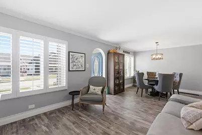 3804 N Pioneer Avenue, Chicago, IL 60634 - Photo 4