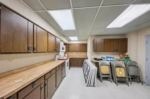 7141 N Kedzie Ave, Chicago, IL 60645 - Photo 24