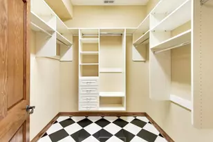 3914 W 51st St, Chicago, IL 60632 - Photo 16