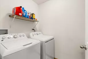 16830 S Parker Ridge Dr, Lockport, IL 60441 - Photo 16