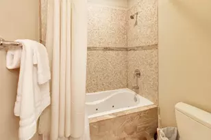 2317 W Armitage Ave, Chicago, IL 60647 - Photo 24