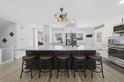 6 E Anchor Drive, Oswego, IL 60543 - Photo 4