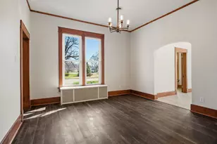 214 E William St, Monticello, IL 61856 - Photo 20